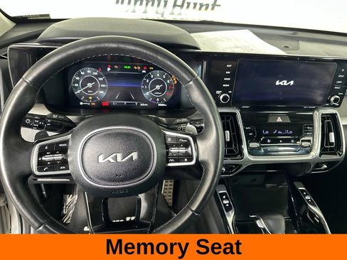 Used 2023 Kia Sorento SX AWD/4WD image 17