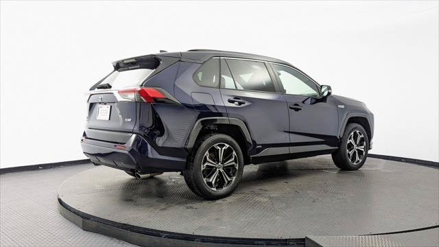Used 2024 Toyota RAV4 XSE AWD/4WD image 8