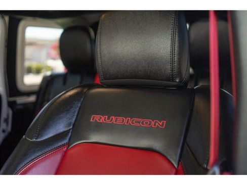 Used 2023 Jeep Wrangler Unlimited Rubicon 4xe AWD/4WD image 45
