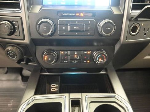 Used 2020 Ford F150 XLT w/ Equipment Group 302A Luxury AWD/4WD image 18