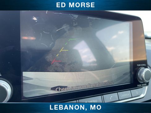 Used 2025 Nissan Altima 2.5 SV FWD image 14