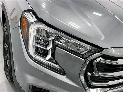 Used 2023 GMC Terrain AT4 AWD/4WD image 34