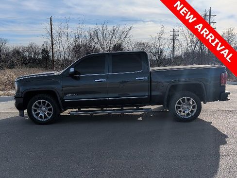 Used 2017 GMC Sierra 1500 Denali image 6