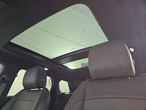 Used 2024 Land Rover Range Rover Evoque S AWD/4WD image 30