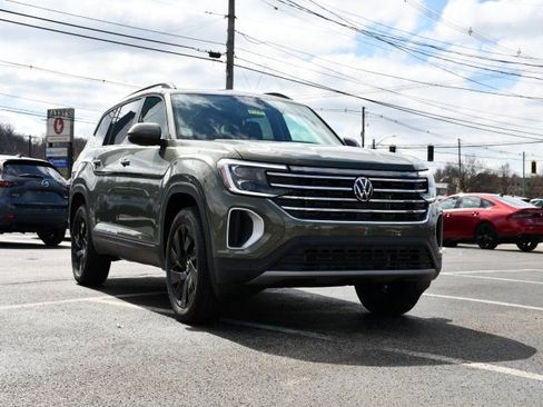 New 2026 Volkswagen Atlas SE AWD/4WD image 1