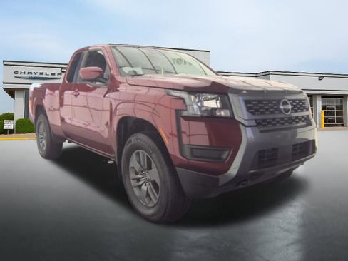 Used 2025 Nissan Frontier SV AWD/4WD image 2