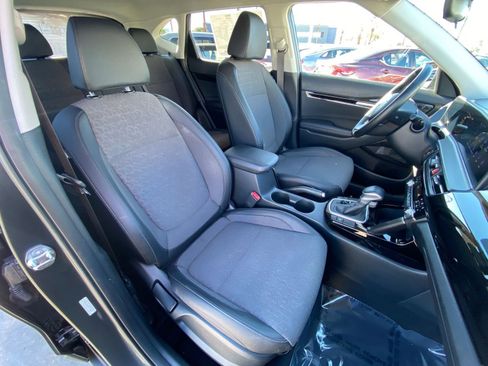 Used 2025 Kia Seltos S image 36