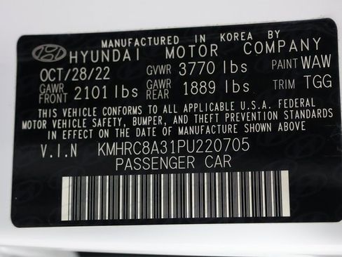 Used 2023 Hyundai Venue SEL image 27
