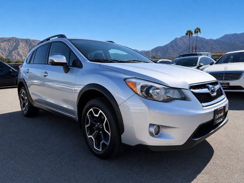 Used 2015 Subaru Crosstrek 2.0i Limited AWD/4WD image 1
