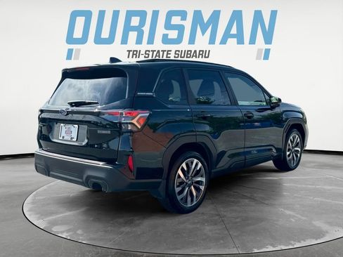 Certified 2025 Subaru Forester Touring AWD/4WD image 6