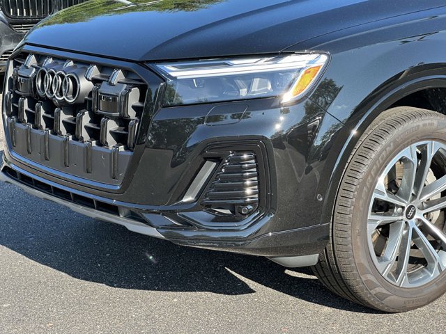 Certified 2026 Audi Q7 2.0T Premium AWD/4WD image 8