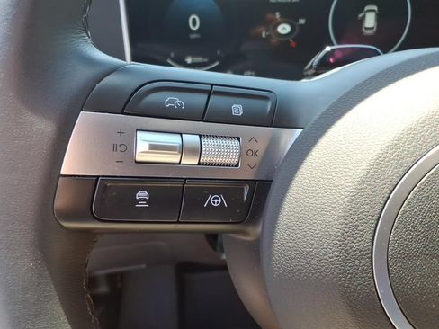 Used 2025 Hyundai Tucson SEL FWD image 19