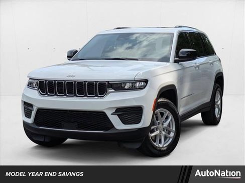 New 2025 Jeep Grand Cherokee Laredo X image 1