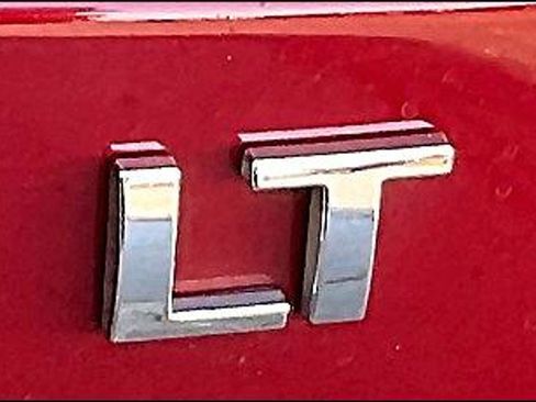 Used 2025 Chevrolet Trax LT FWD image 9