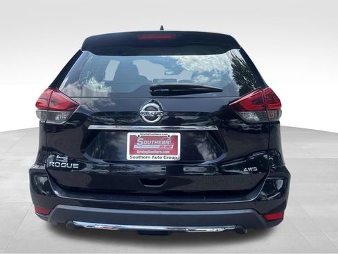 Used 2020 Nissan Rogue S AWD/4WD image 11