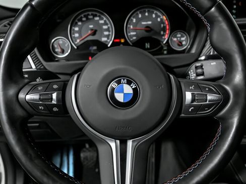 Used 2018 BMW M3 image 24
