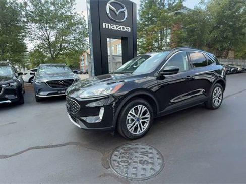 Used 2022 Ford Escape SEL w/ Technology Package image 4