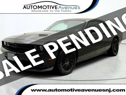 Used 2015 Dodge Challenger SXT