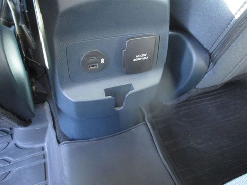 Used 2024 Ford Maverick XLT w/ XLT Luxury Package image 9