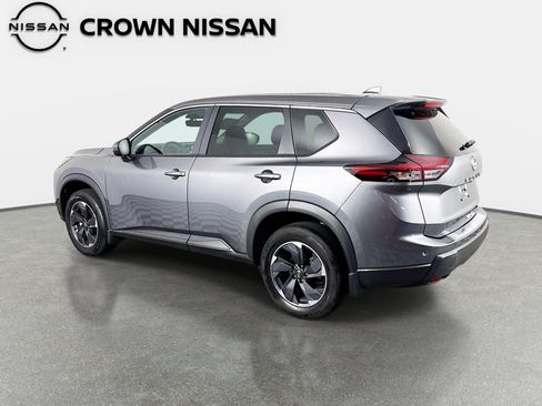 Certified 2026 Nissan Rogue SV FWD image 7