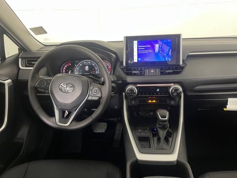 Certified 2025 Toyota RAV4 XLE Premium image 21