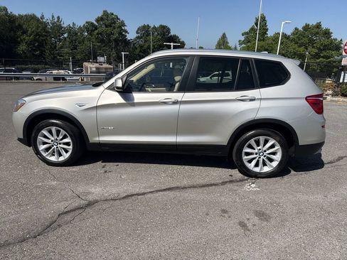Used 2016 BMW X3 xDrive28i AWD/4WD image 11