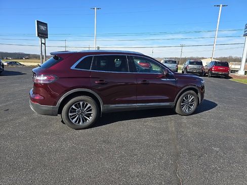 Used 2022 Lincoln Nautilus Reserve image 6