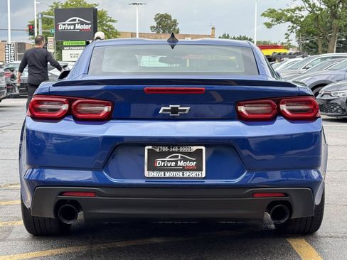 Used 2019 Chevrolet Camaro LT RWD image 9