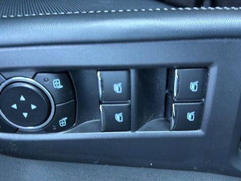 Used 2025 Ford Expedition Platinum AWD/4WD image 26