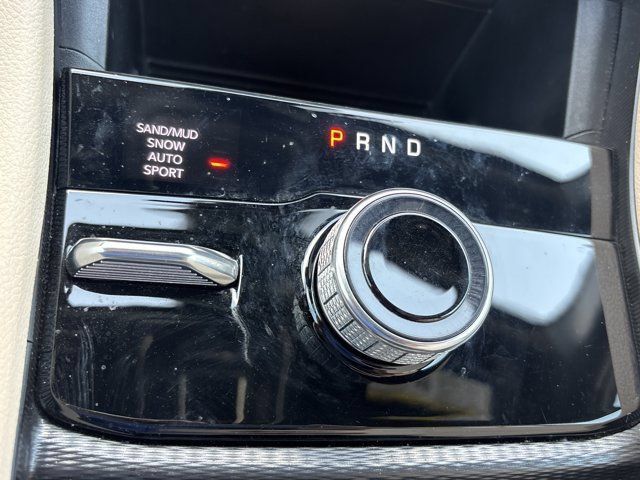 Used 2025 Jeep Grand Cherokee L Limited AWD/4WD image 35