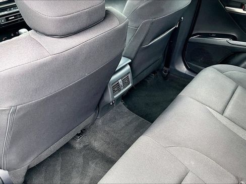 Used 2025 Toyota Camry LE FWD image 10