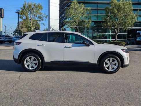 Used 2024 Honda Prologue EX image 9