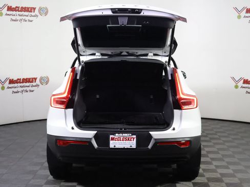 Used 2021 Volvo XC40 T5 R-Design w/ Advanced Package AWD/4WD image 11