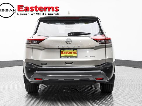 Used 2022 Nissan Rogue SL w/ SL Premium Package image 6