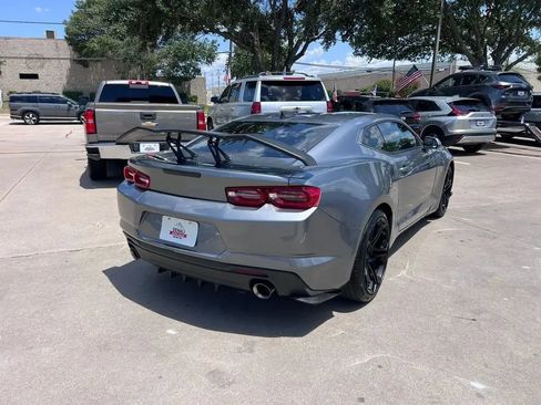 Used 2020 Chevrolet Camaro LS RWD image 6