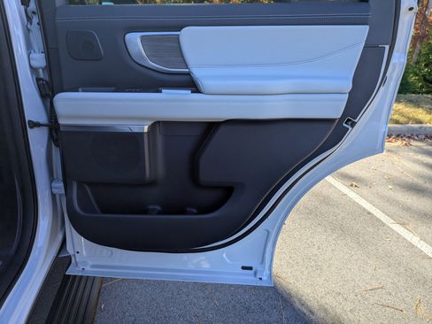 New 2025 Ford Expedition Platinum w/ Platinum Ultimate Package image 36