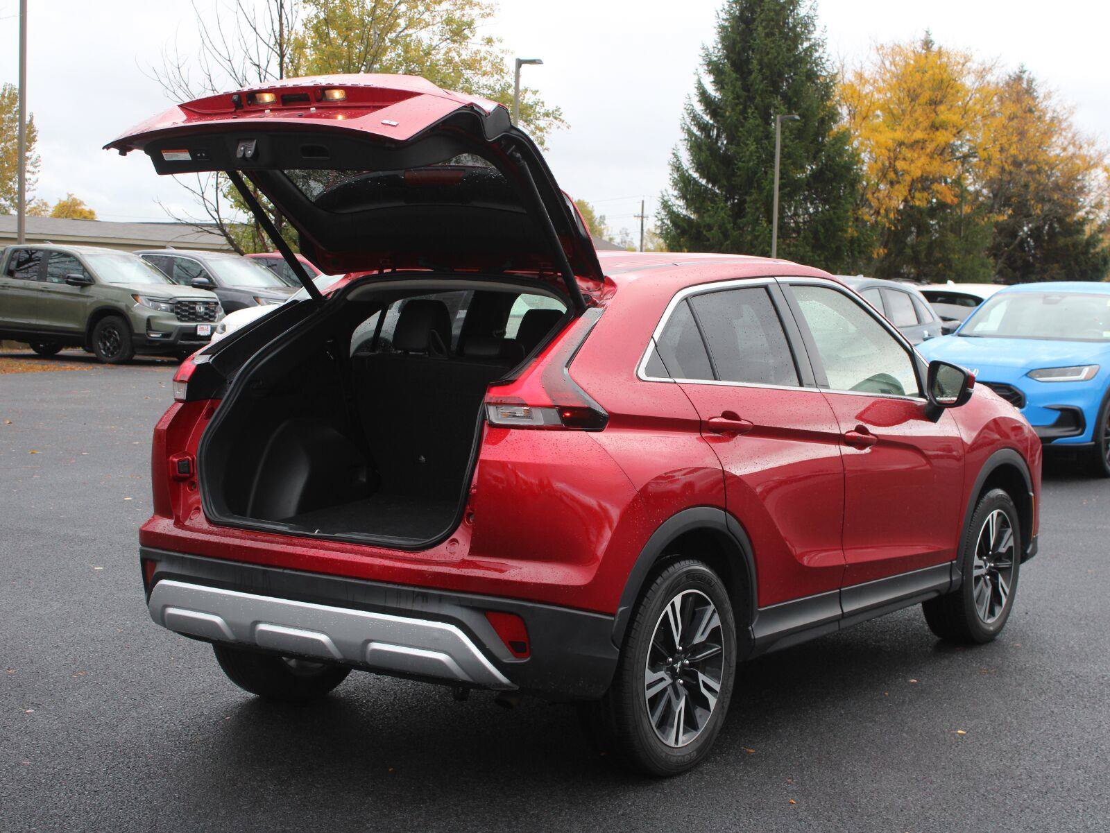 Used 2024 Mitsubishi Eclipse Cross SE AWD/4WD image 7