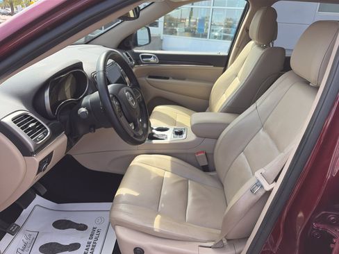 Used 2019 Jeep Grand Cherokee Limited w/ Luxury Group II AWD/4WD image 12