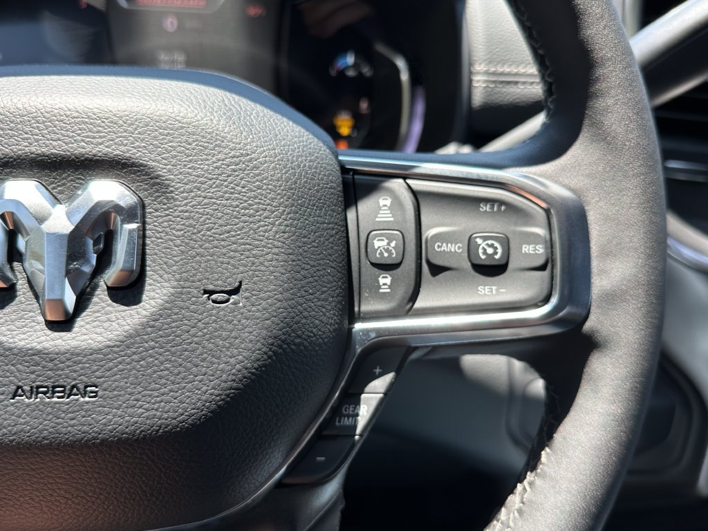 New 2026 RAM 3500 Laramie AWD/4WD image 21