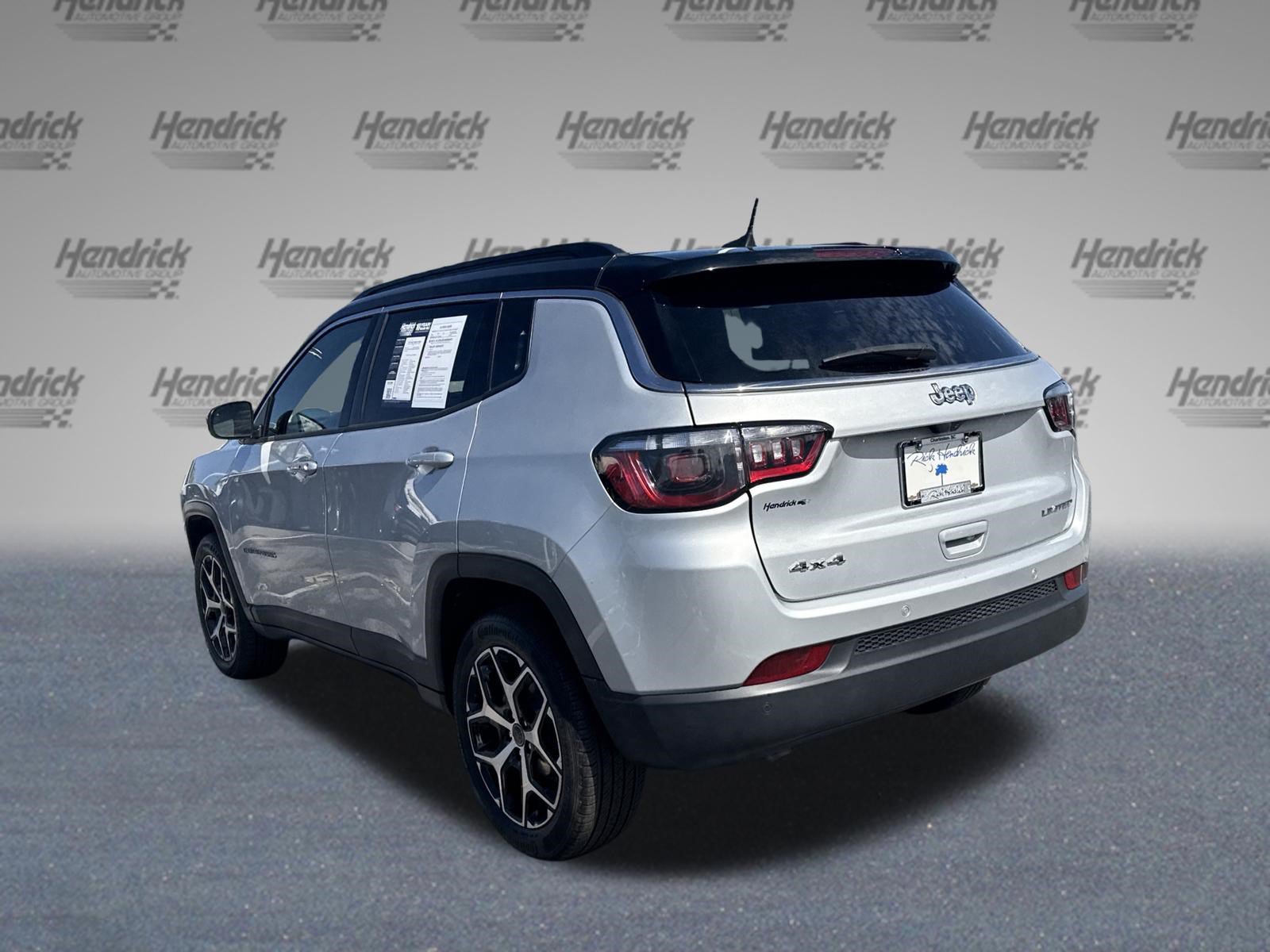 Used 2025 Jeep Compass Limited AWD/4WD image 8