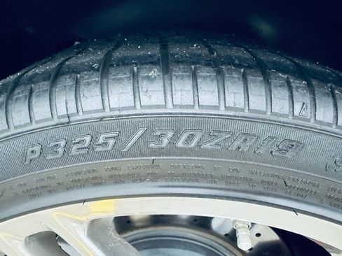 Used 2006 Chevrolet Corvette Z06 w/ Preferred Equipment Group image 13