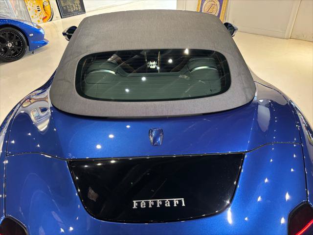 Used 2025 Ferrari Roma Spider RWD image 27