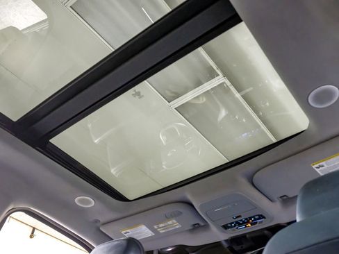 Used 2022 Ford F150 Limited image 22