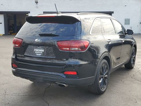 Used 2019 Kia Sorento S image 3