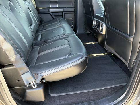Used 2020 Ford F150 Platinum w/ Equipment Group 701A Luxury AWD/4WD image 24