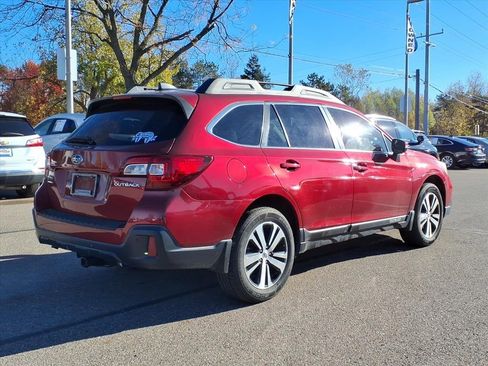 Used 2019 Subaru Outback 2.5i Limited image 4