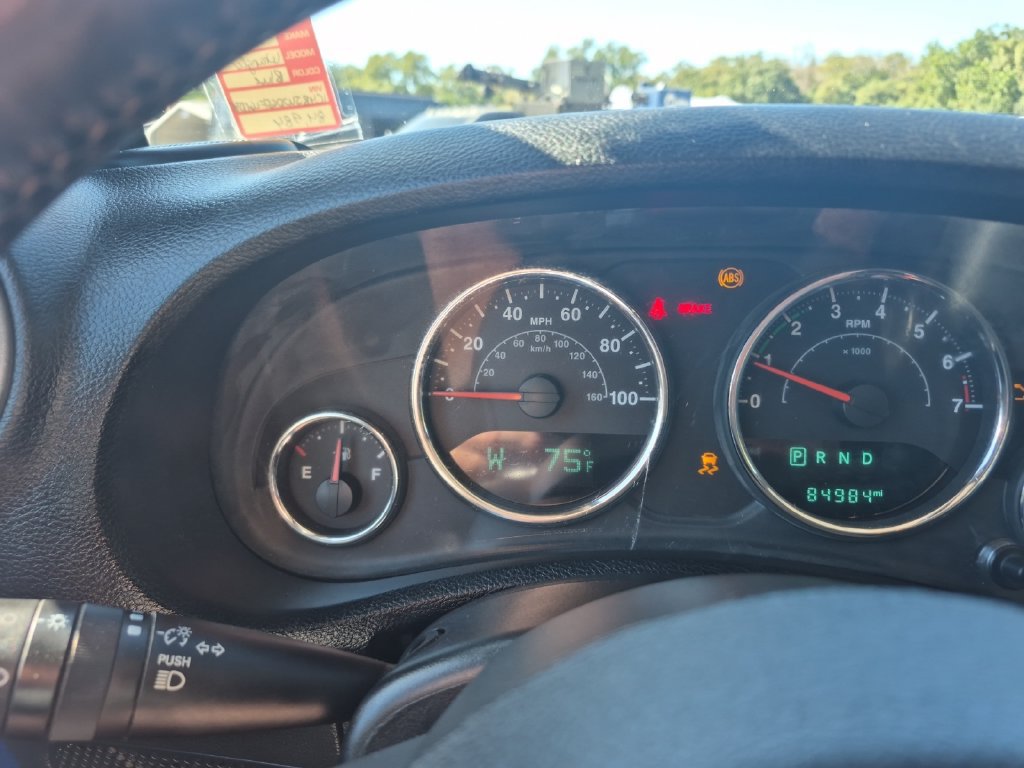 Used 2015 Jeep Wrangler Unlimited Sport AWD/4WD image 18