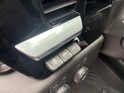 New 2026 Chevrolet Silverado 1500 LTZ w/ LTZ Premium Package image 31