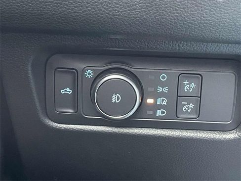 Used 2025 Ford Ranger XLT w/ Equipment Group 301A High image 25