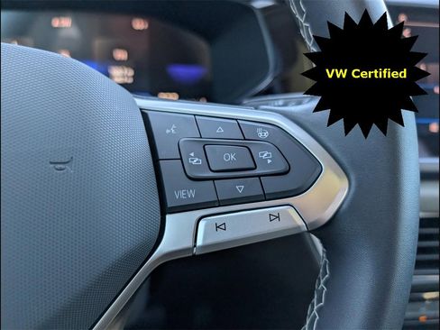 Certified 2023 Volkswagen Taos SE w/ Panoramic Sunroof Package image 14